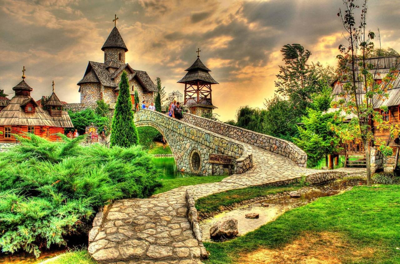 Ethno Village Stanisici 비옐리나 외부 사진